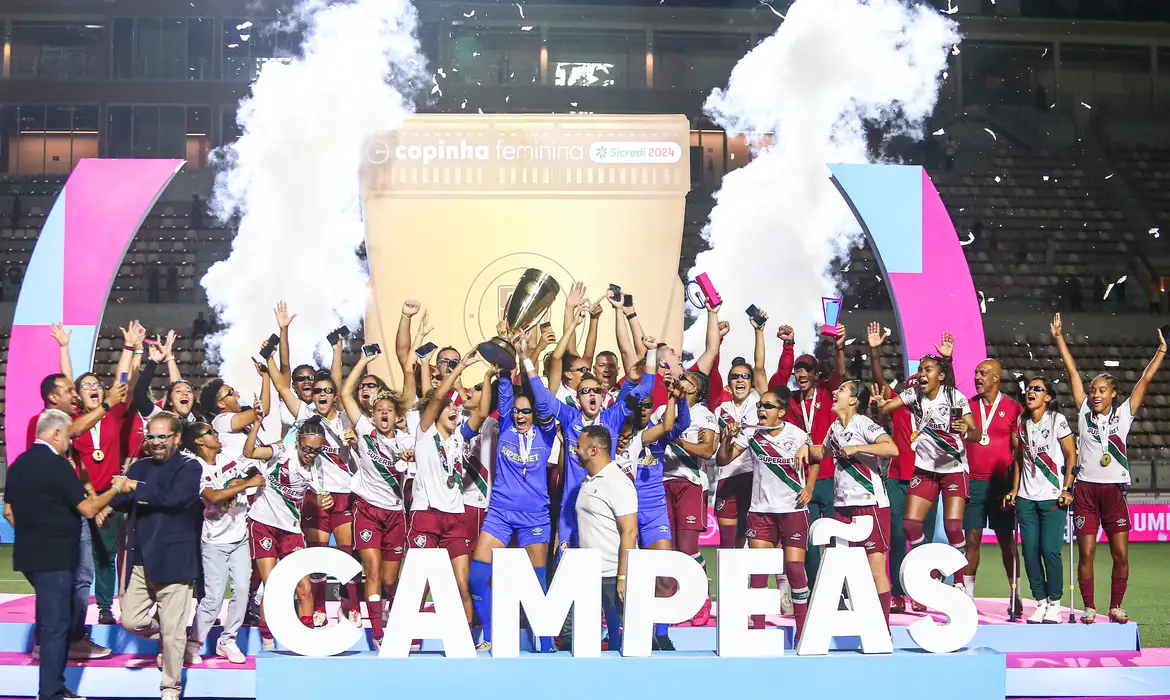 Fluminense supera Inter nos pênaltis e conquista Copinha Feminina